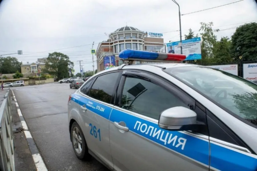В Тамбове сожитель похитил у девушки 400 тысяч рублей и проиграл их