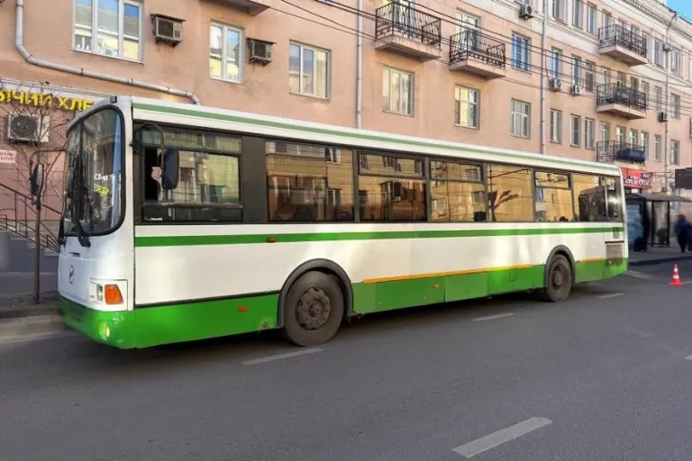 В Тамбове пассажирка автобуса №52 госпитализирована после падения в салоне